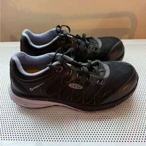 Keen Utility work shoe womens 9.5 steel toe konnect fit